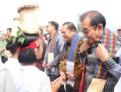 Wakil Bupati Taput Hadiri Acara Ceremonial Penandatangan Kerjasama Antar Daerah pada Event Toba Jou-Jou Festival 2023.