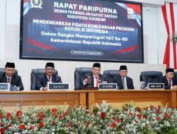 Raperda DPRD Kabupaten Sukabumi Bersama Bupati Mendengarkan Pidato Presiden Republik indonesia