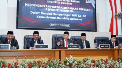 Raperda DPRD Kabupaten Sukabumi Bersama Bupati Mendengarkan Pidato Presiden Republik indonesia