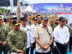 Lampung Utara Siap Jadi Sentra Kedelai Nasional, Bupati dan Wakil Bupati Dampingi Menhan dan Mentan Panen Raya di Desa Madukoro