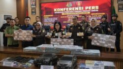 Metro Diguncang Skandal Judol Raksasa, Kejari Sita BMW, Dolar Asing dan Miliaran Rupiah Hasil Kejahatan Digital