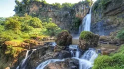 Nikmati Air Terjun Curug Cimarinjung Geopark Ciletuh Sukabumi, Pemandangan Bagaikan Di Negri Dongeng